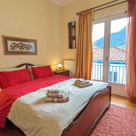 Sapho'S House Apartment Leonídion Екстериор снимка