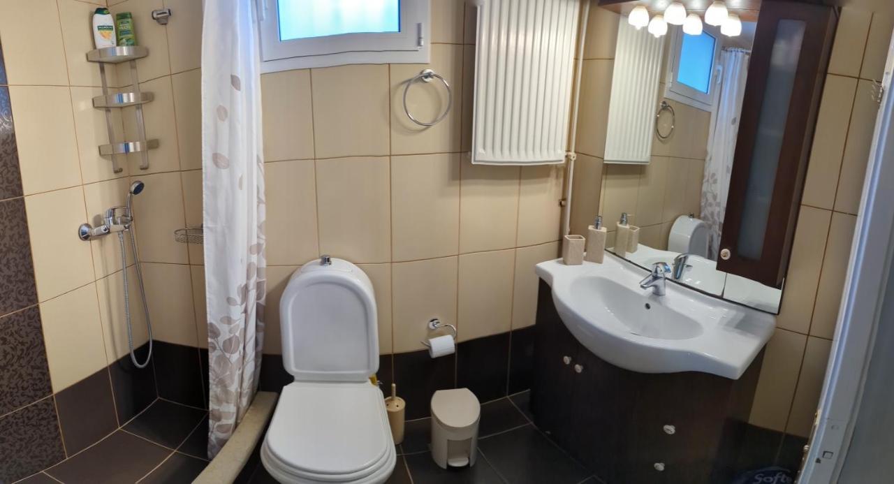 Sapho'S House Apartment Leonídion Екстериор снимка
